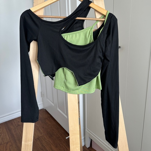 Mock Two Piece Asymmetric Cut-Out Long Sleeve Crop Top - Picture 5 of 7